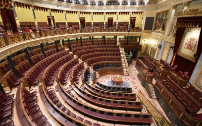 LO PÚBLICO Y LO PRIVADO